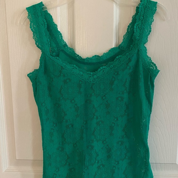 Hanky Panky Lace Camisole - Picture 2 of 9